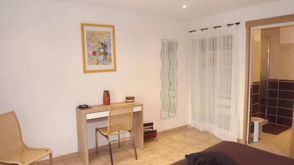 Chambres D'Hotes- Le Pre Aux Anes Albon Room photo